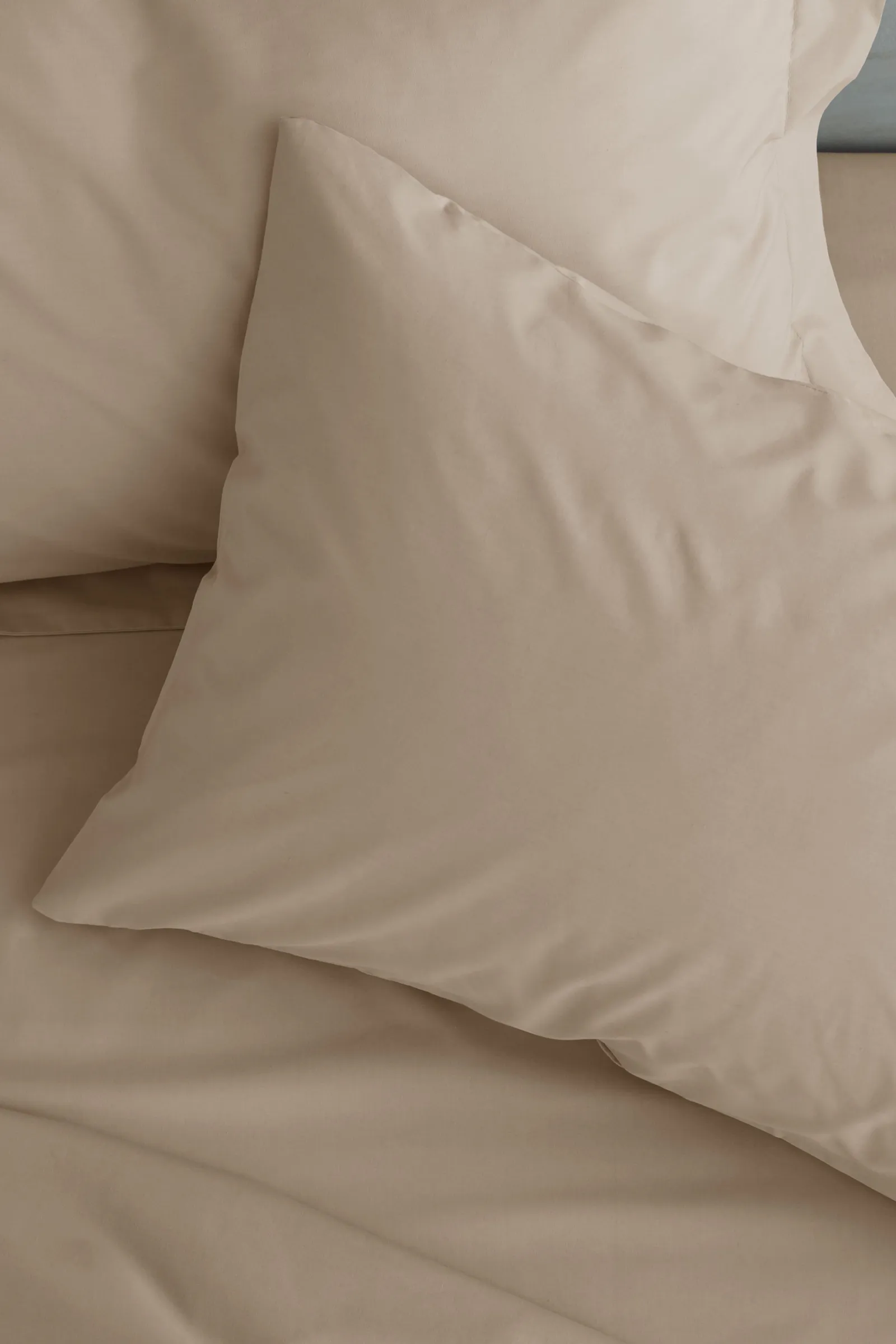 Catherine Lansfield 'Easy Iron Percale' Standard Pillowcase Pair in Natural 1