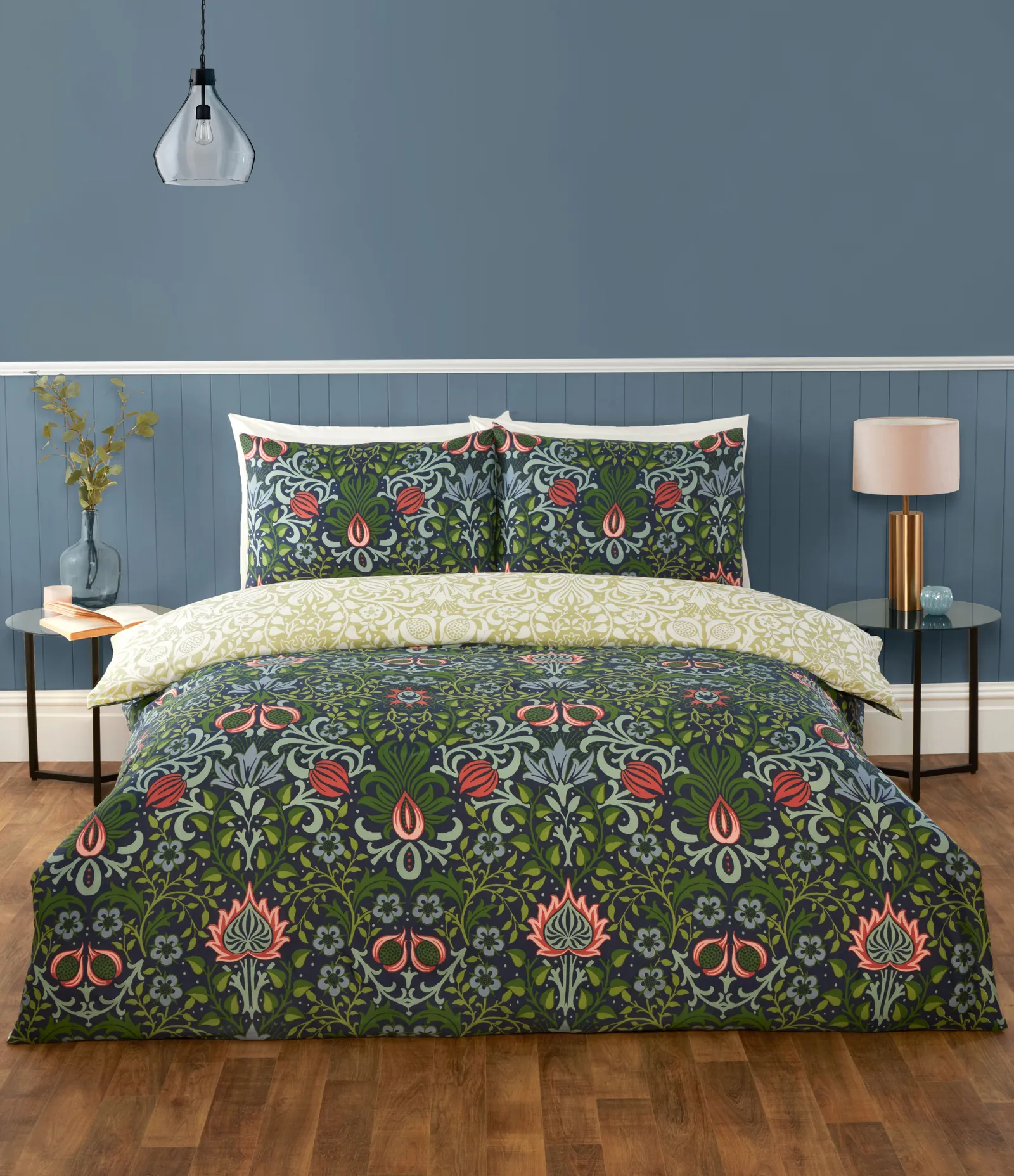 Rapport Home Heritage Flora Microfibre Reversible Duvet Cover Set with Pillowcase in Navy