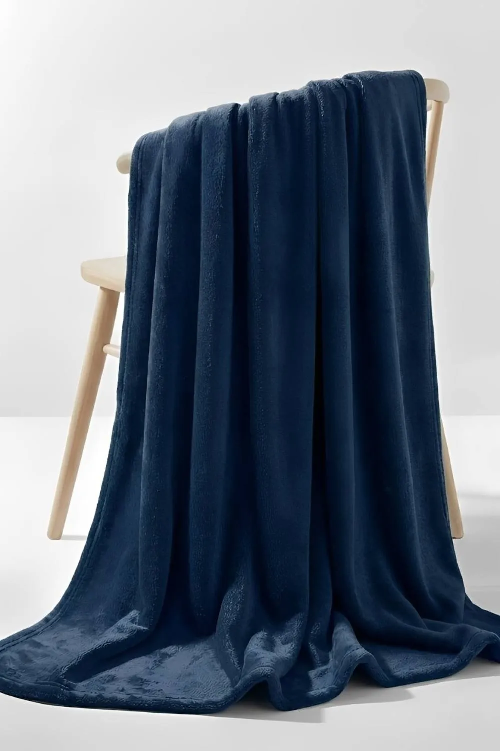 Pamposh Reversible Flannel Fleece Blanket Cozy Sofa Throw in Navy