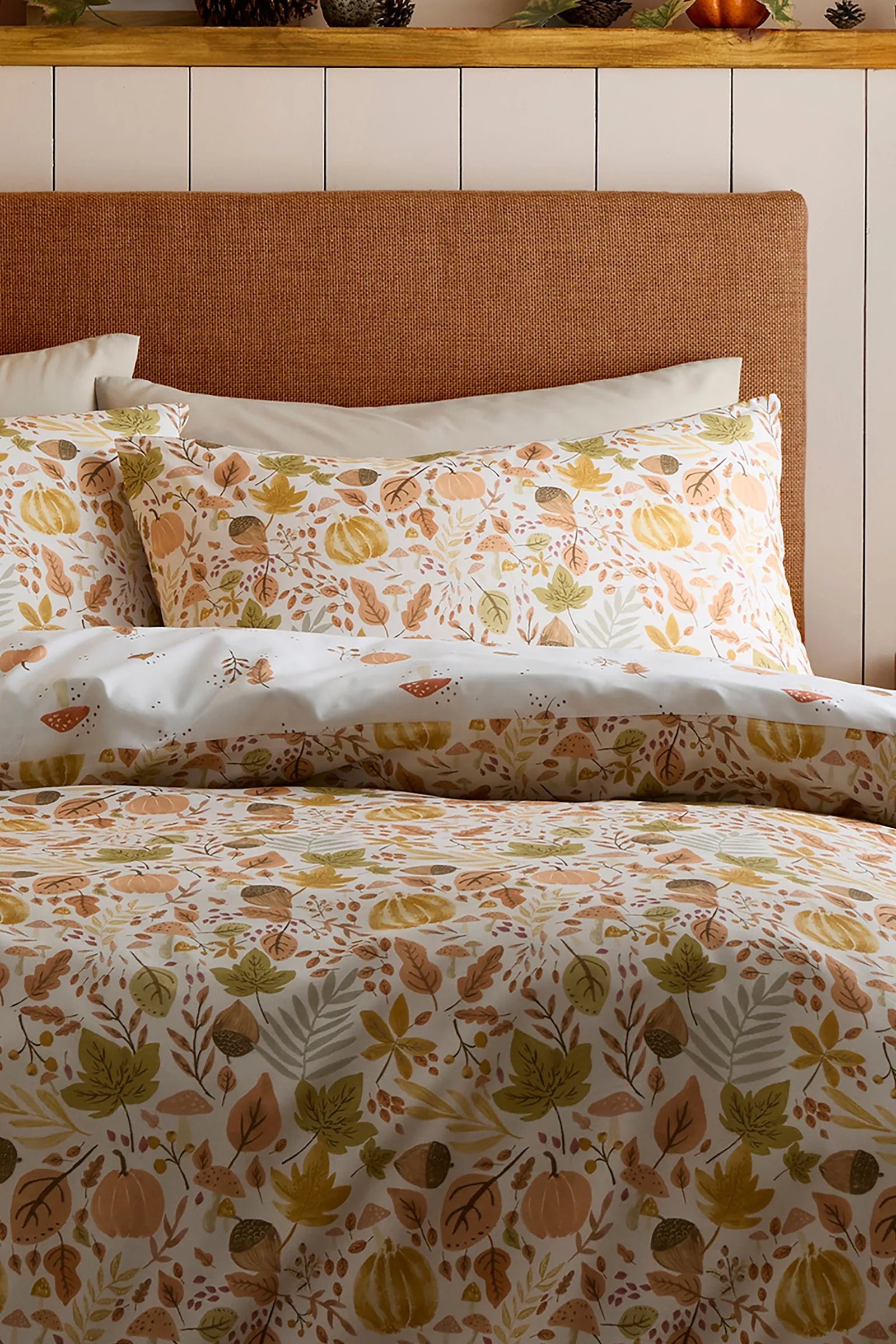 Dreams & Drapes 'Autumn Foliage' Autumnal Watercolour Print Duvet Cover Set in Natural 2