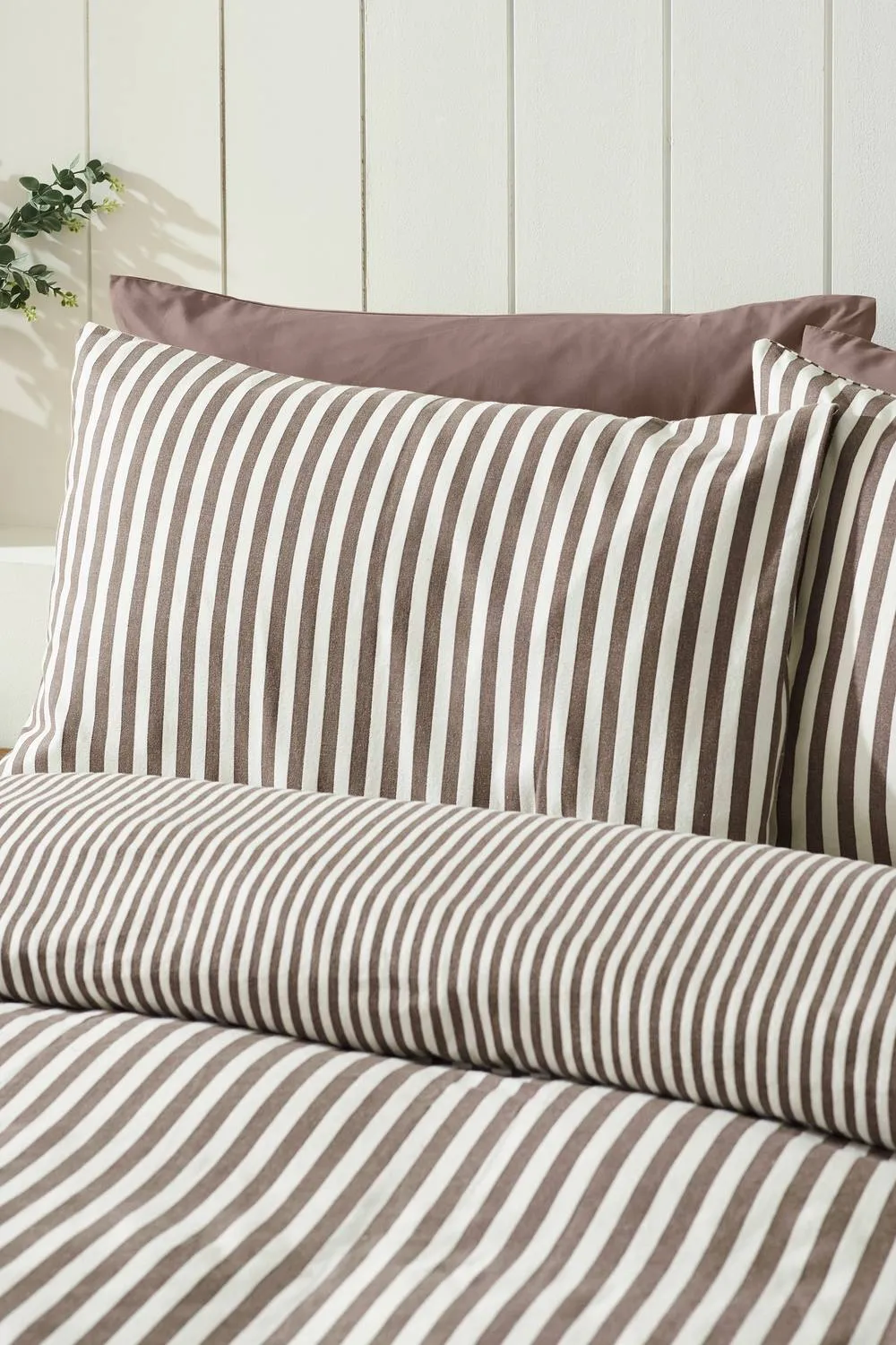 Catherine Lansfield Brushed Stripe 100% Cotton Duvet Cover Set in Chocolate 3