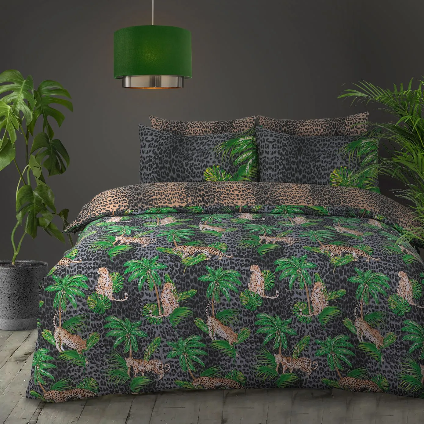 Velosso Leopard Jungle Cotton Rich Printed Duvet Cover & Pillowcase Set in Green