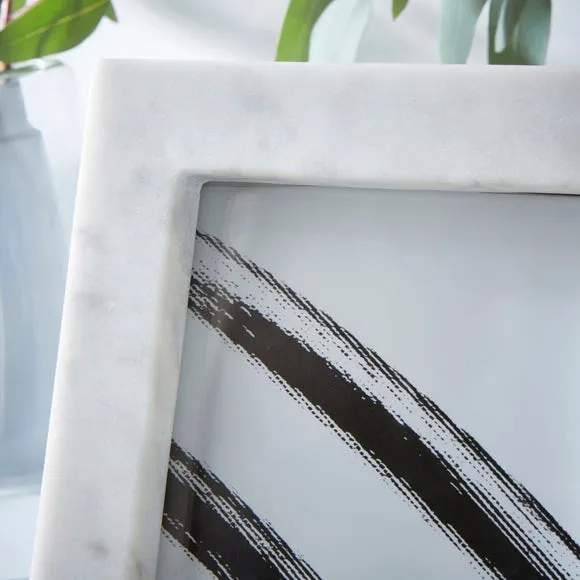 White Marble Photo Frame 2