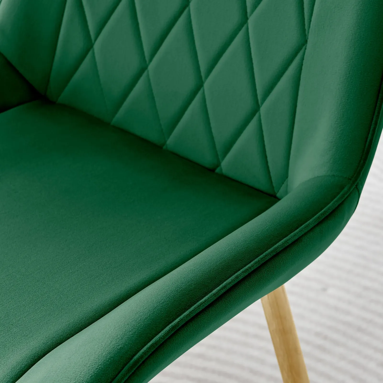 FurnitureboxUK Set of 2 Pesaro Luxury Soft Touch Diamond Pattern Velvet Dining Chairs With Gold Chrome Metal Legs in Green 6