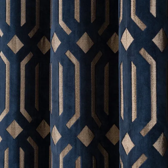 Luxe Deco Cut Velvet Eyelet Curtains 3