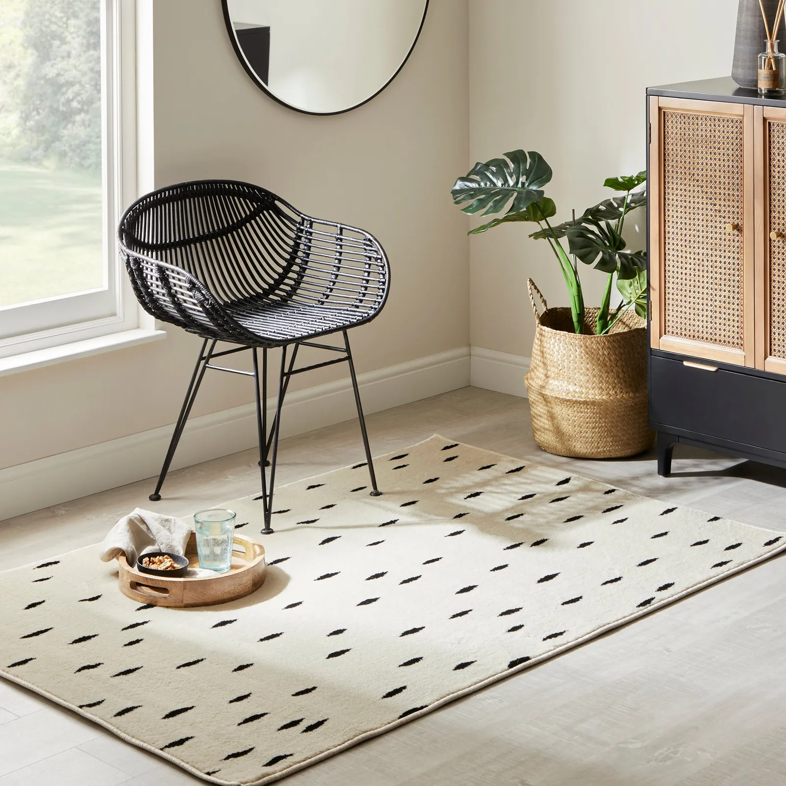 Dash Rug Dash Monochrome