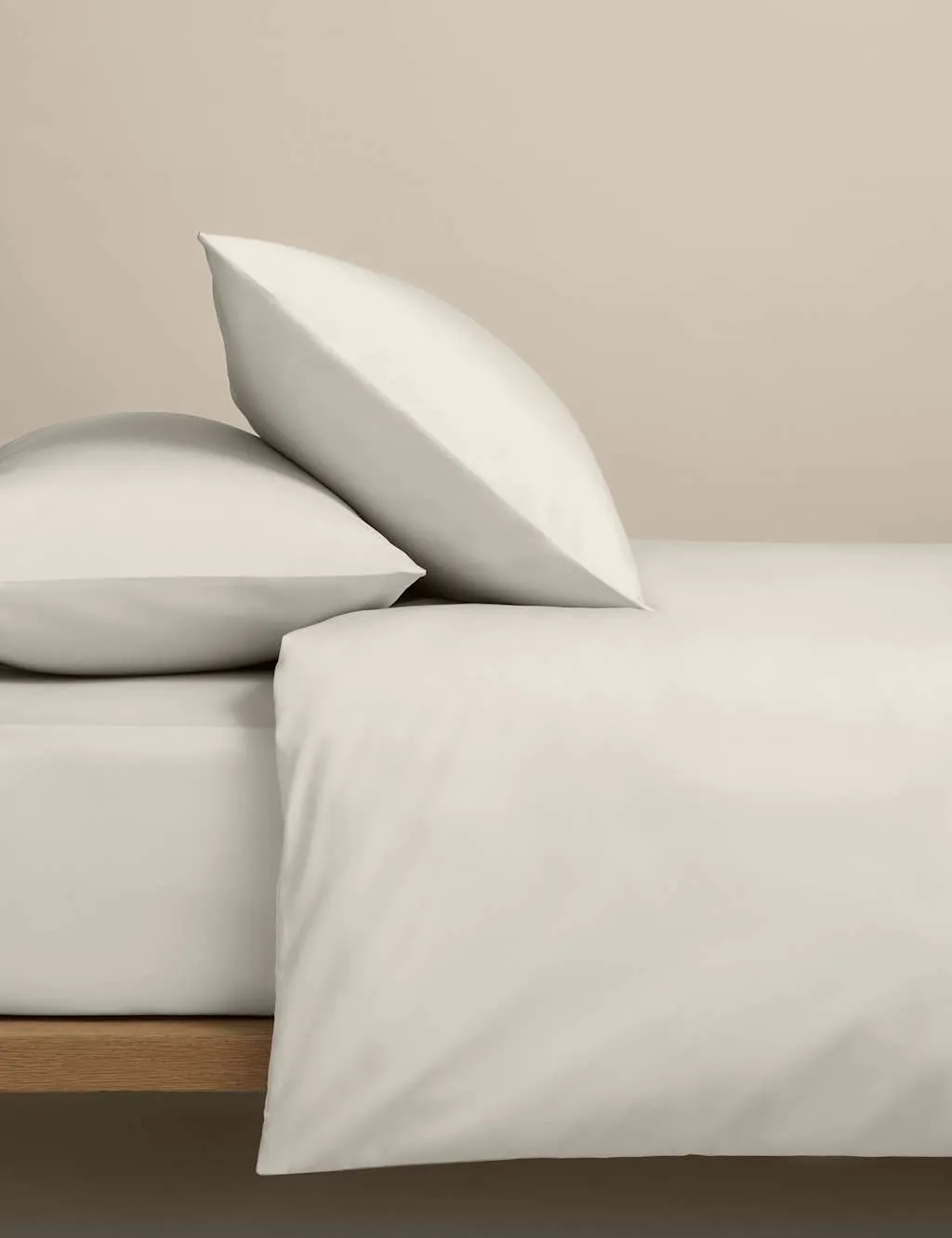 M&S Egyptian Cotton 400 Thread Count Crisp Bedding Set Linen