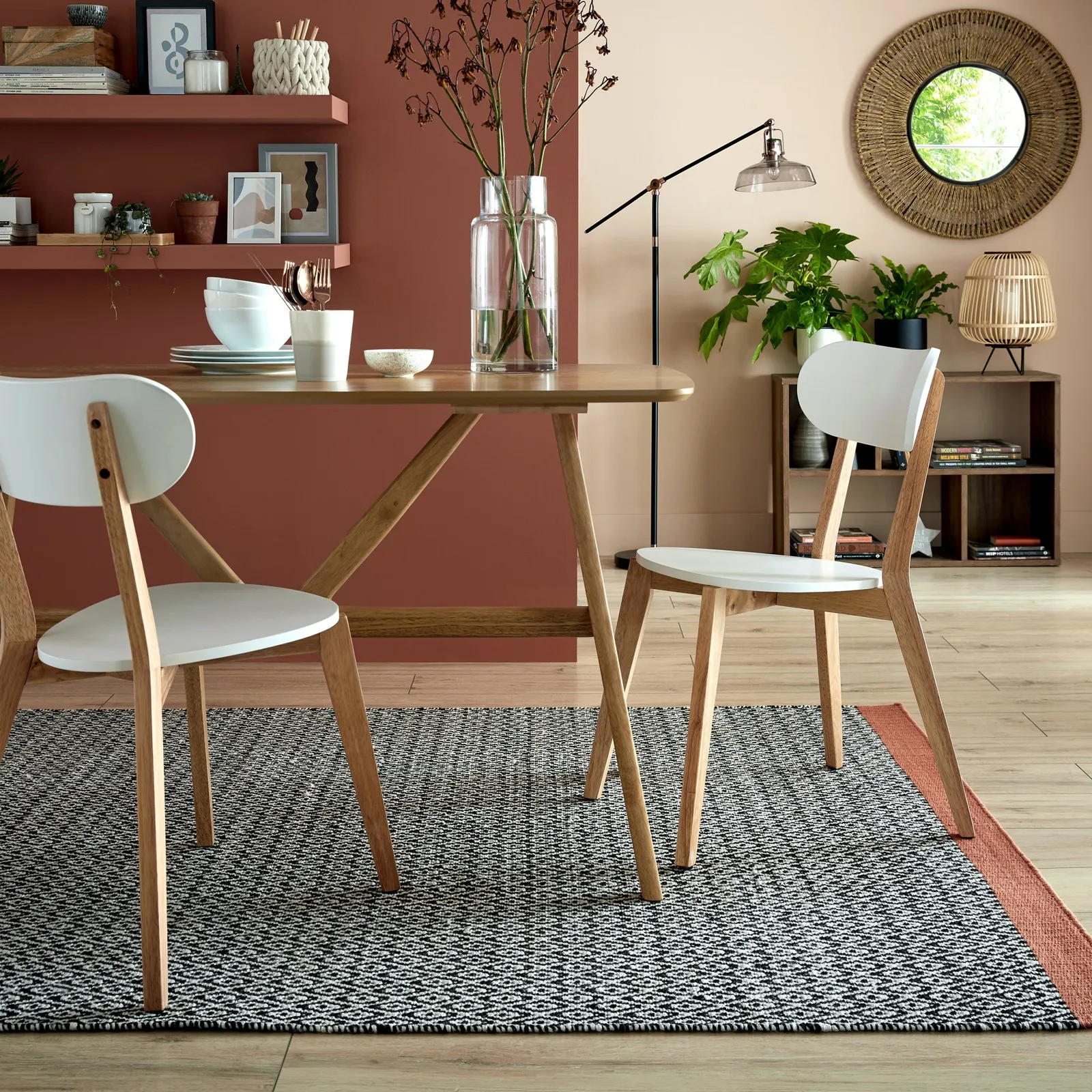 Luna Diamond Rug Black and White