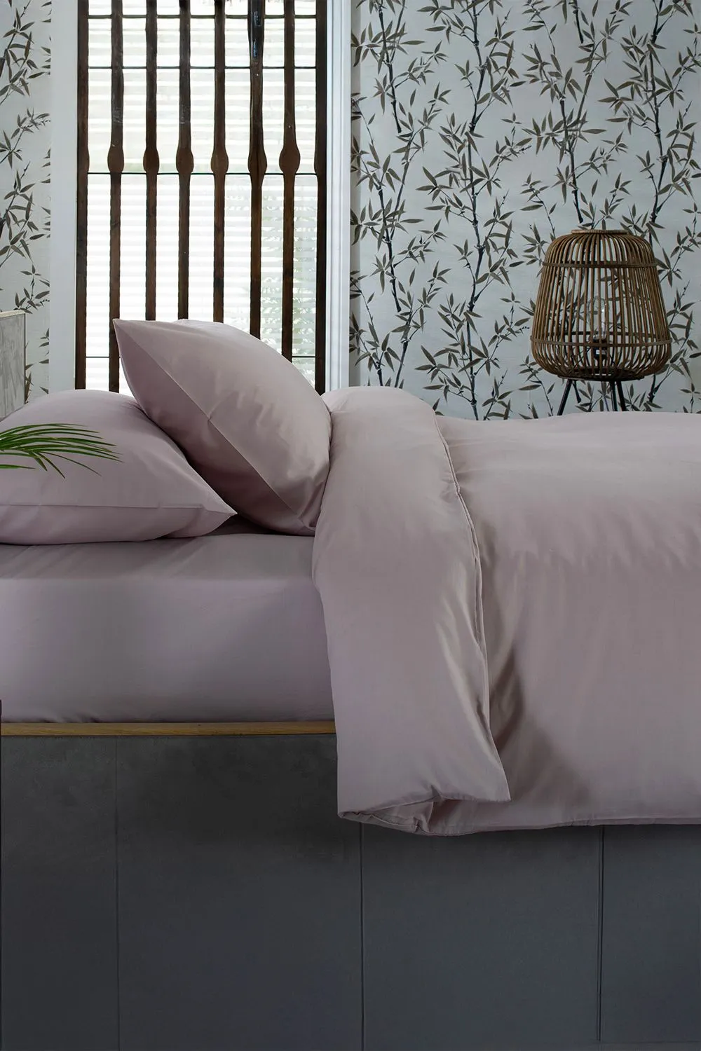 The Lyndon Company Luxury 100% Cotton 200 Thread Count Duvet Cover Set in Pink 3