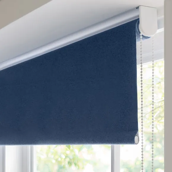 Luna Blackout Roller Blind 5