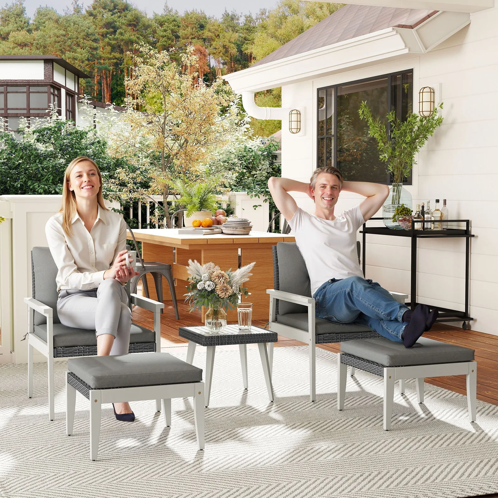 OUTSUNNY 5-Pieces Rattan Patio set with Acacia Wood Top Coffee Table in Grey