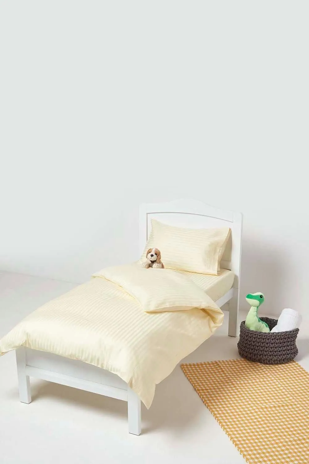 Homescapes Cotton Stripe Fitted Cot Sheets 330 Thread Count, 2 Pack in Yellow 2