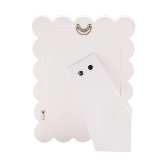 Impressions Flower Scalloped Edge Photo Frame 3