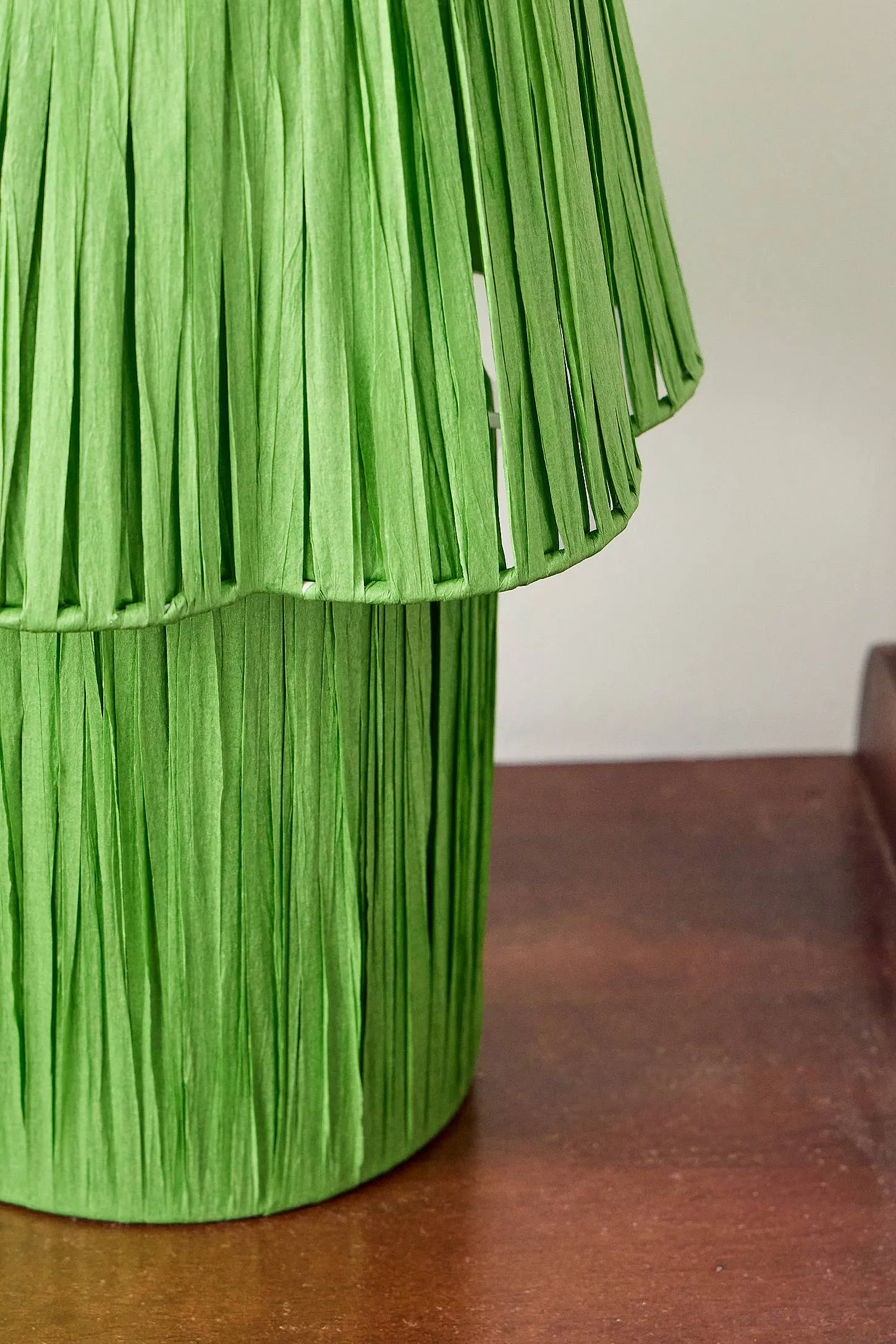 Paper Crepe Table Lamp - Green 3
