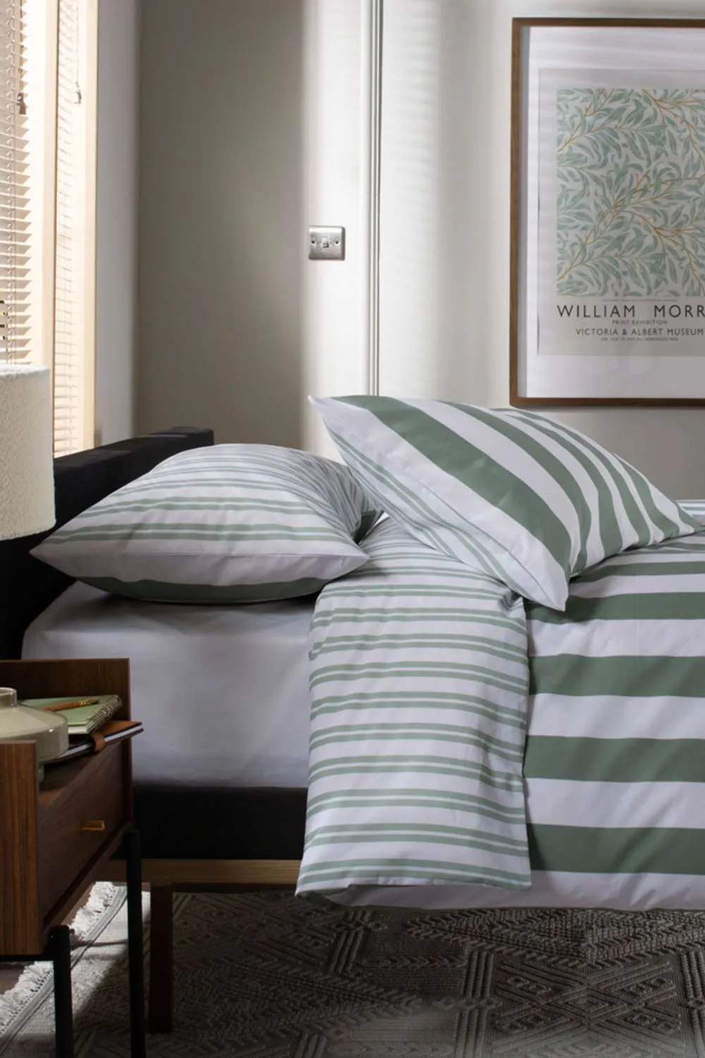 Deyongs High Point Stripe Easy Care Duvet Set in Green 5