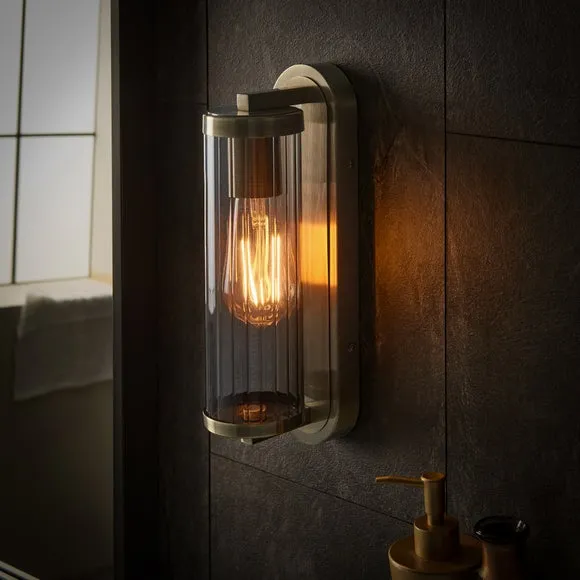 Alyn Ribbed Bathroom Wall Light 2