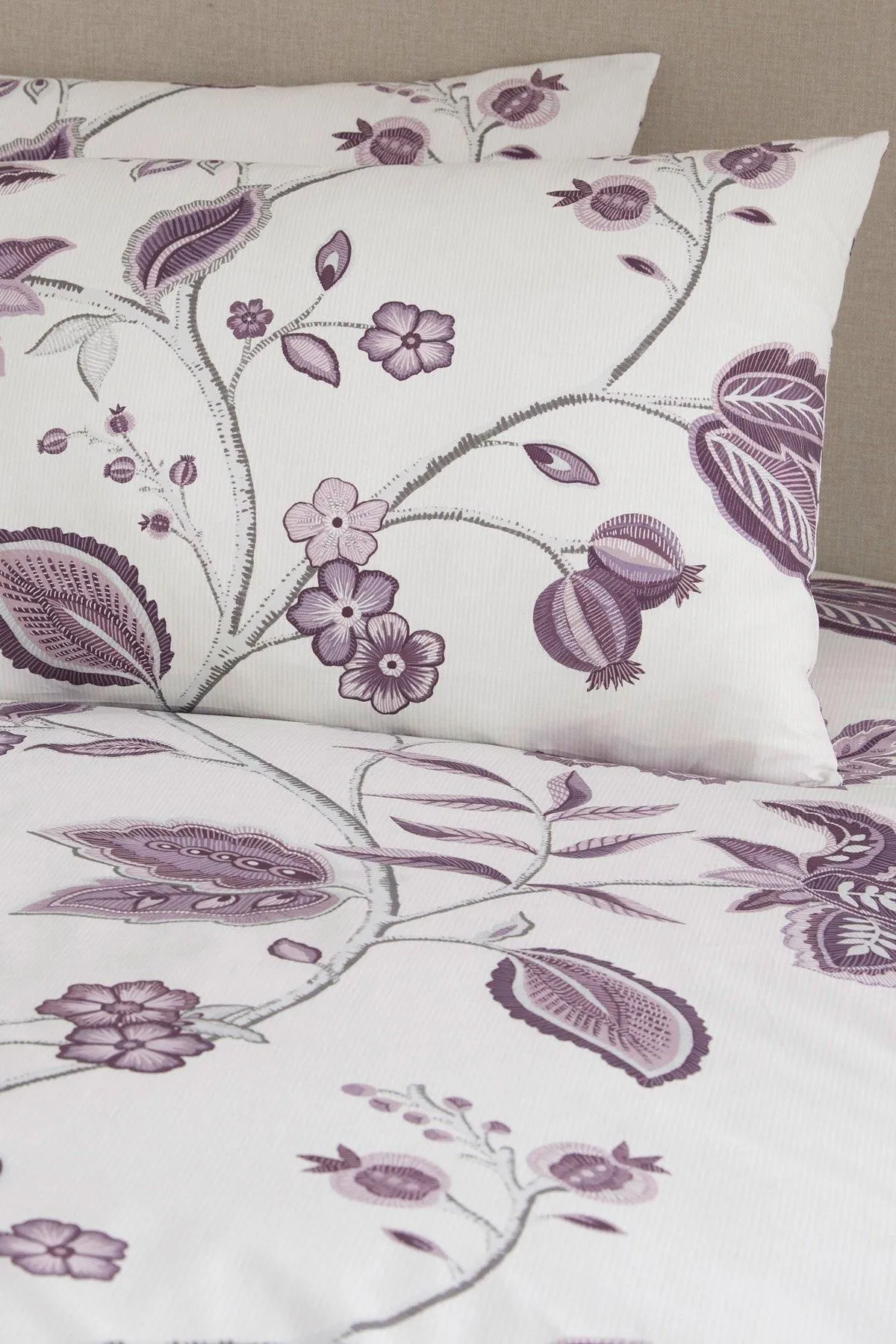 Dreams & Drapes 'Samira' Richly Illustrated Floral Print Duvet Cover Set in Plum 4