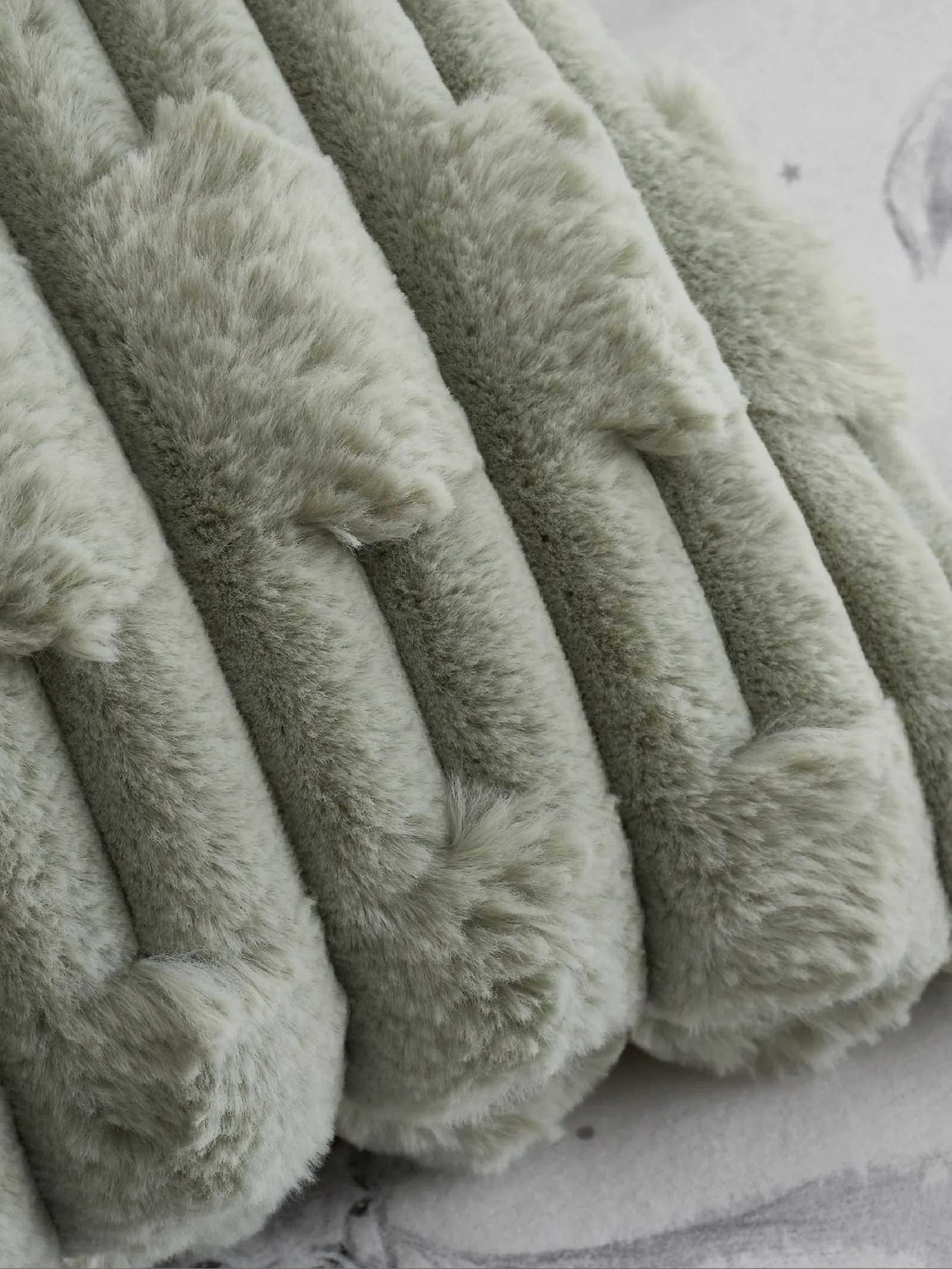 Bianca 'Carved Faux Fur' Cushion in Green 3