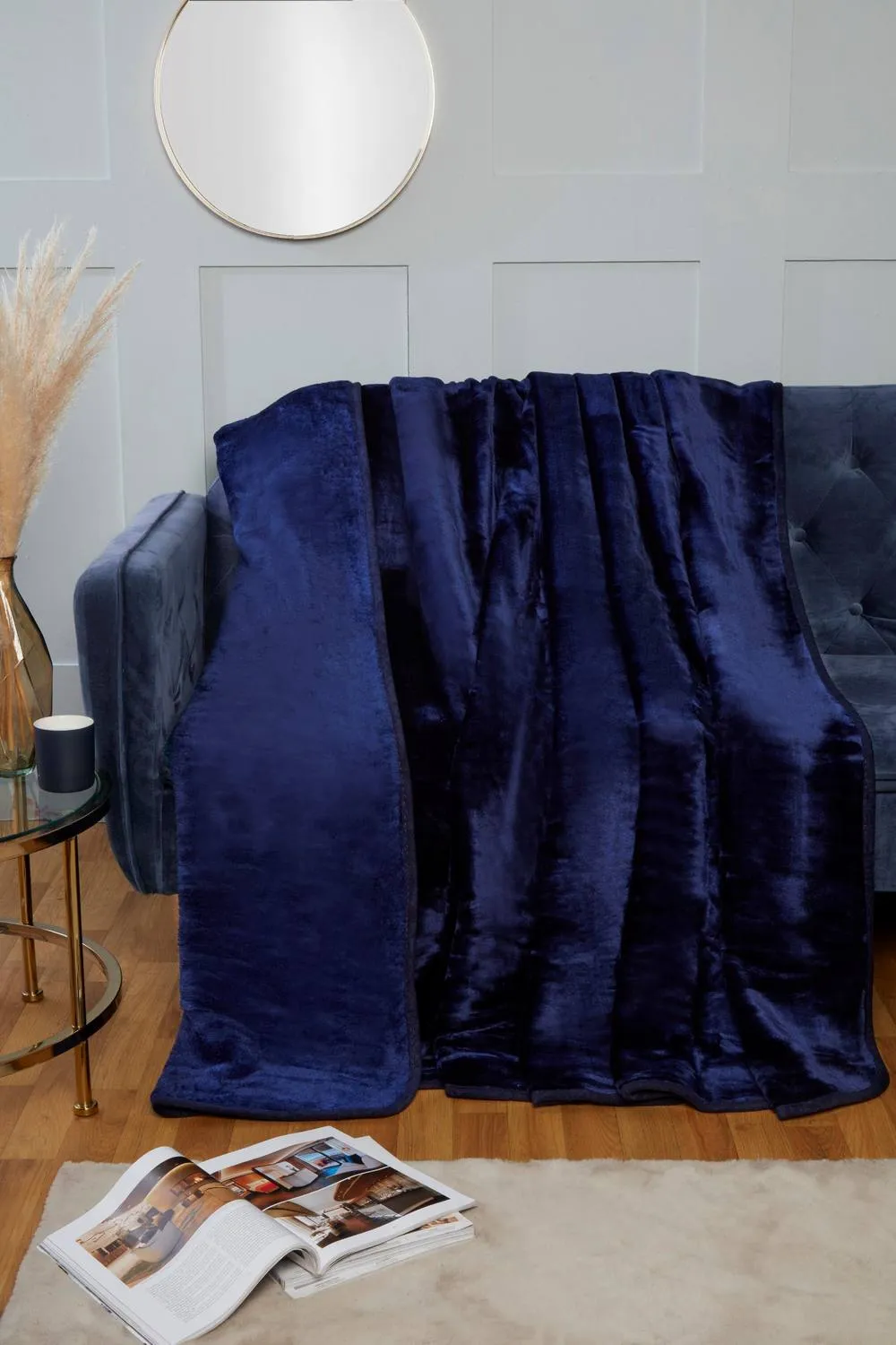Rapport Home Dyed Mink Faux Fur Polyester Super Soft Cosy Plain Throw in Navy