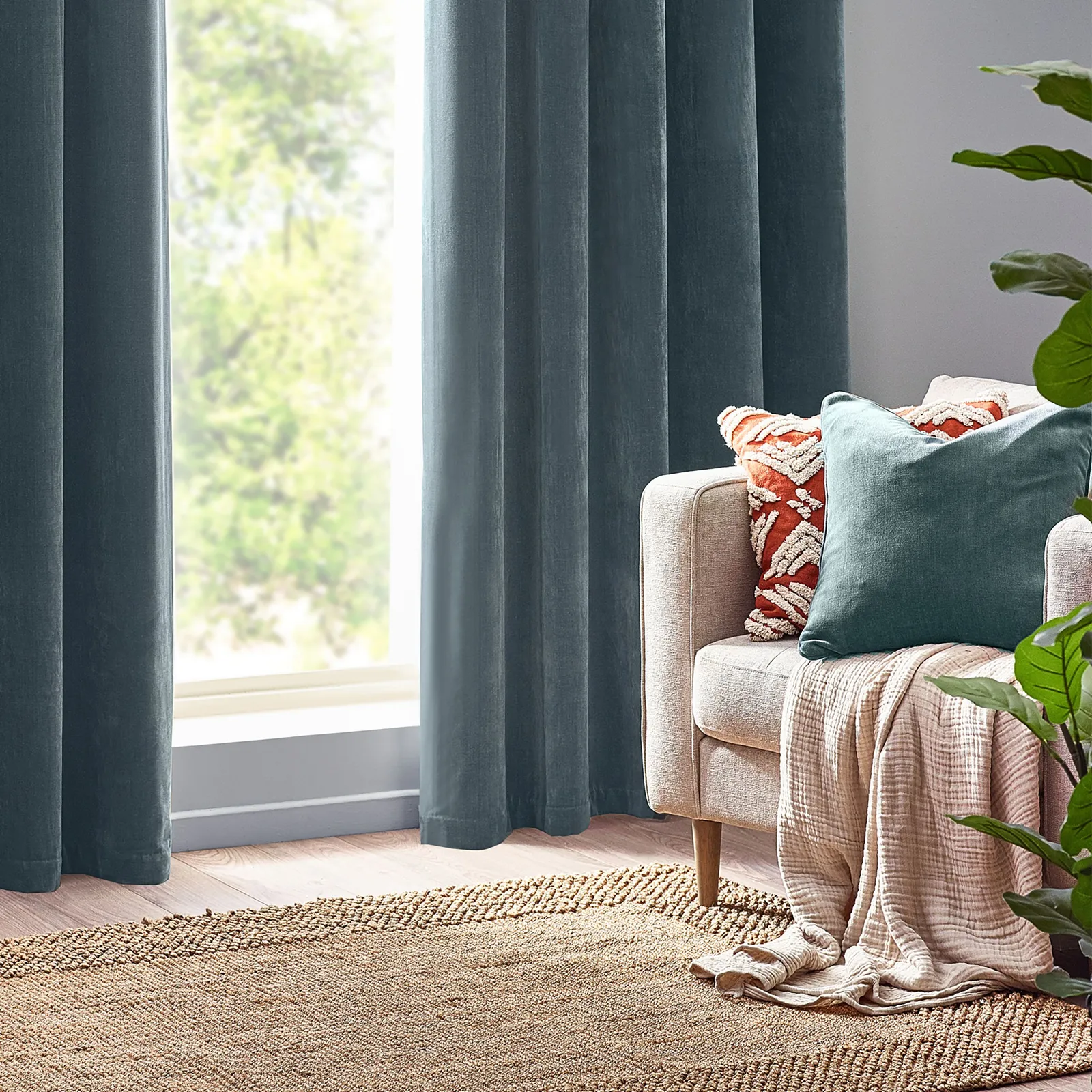 Yard Heavy Chenille Woven Piped Cushion in Blue 5