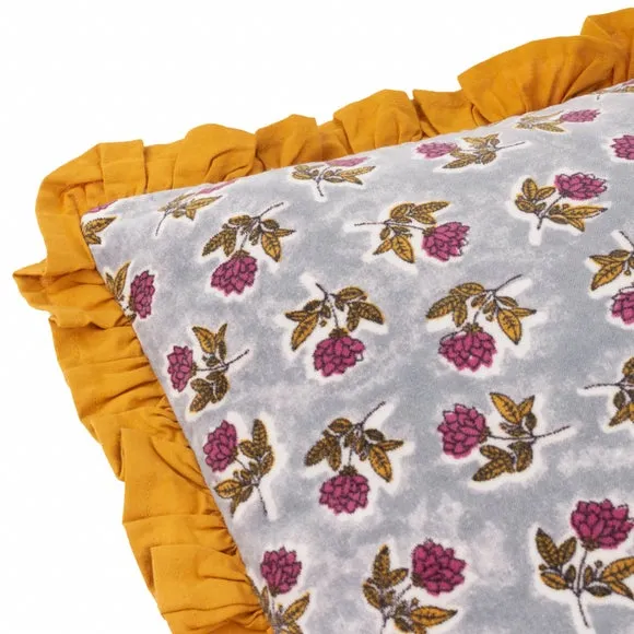 Kemble Ruffle Square Cushion 6