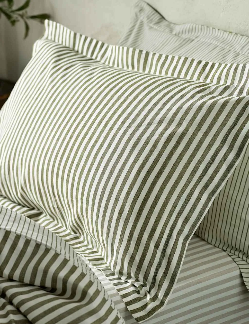 YARD 2 Pack Pure Cotton Hebden Stripe Pillowcases Dark Green Mix