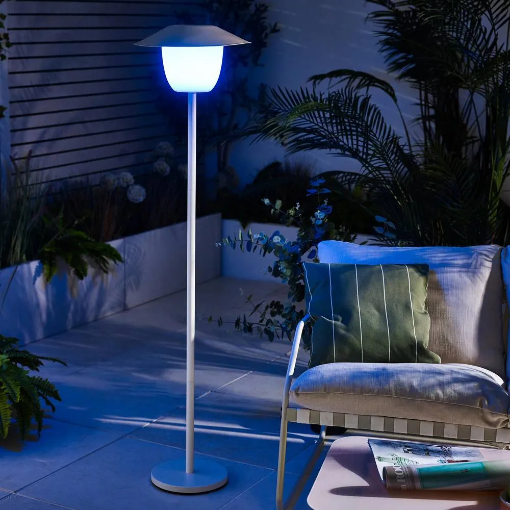FurnitureboxUK Veya White Solar Outdoor Floor Light 5
