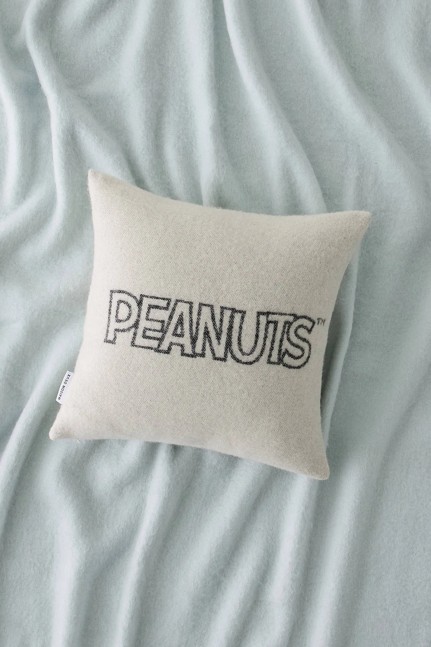 Maison Deux X Peanuts Snoopy Hug Wool Cushion ALL 2