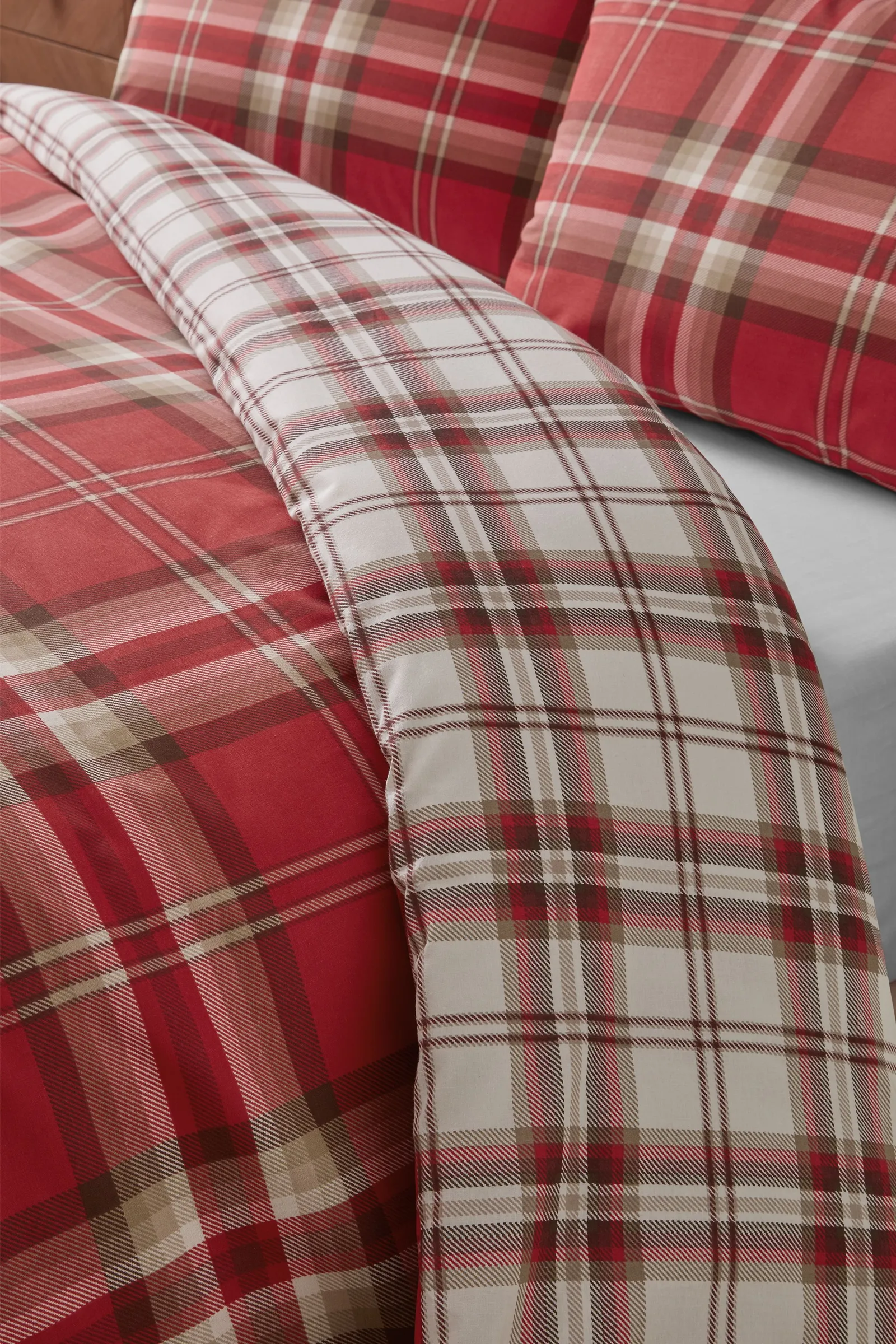Catherine Lansfield 'Kelso Check' Reversible Duvet Cover Set in Red 4