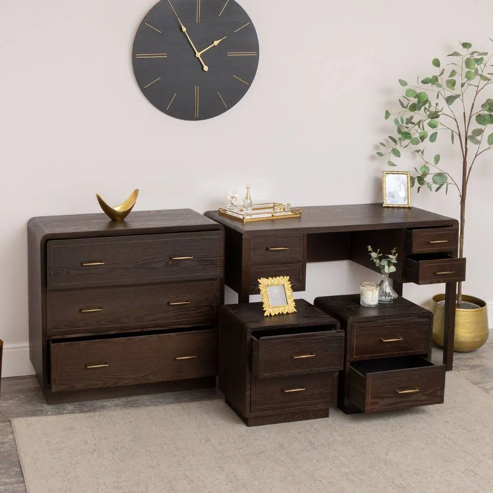 Melody Maison Chest, Dressing Table & Pair of Bedside Tables - Kingsley Range in Brown 2