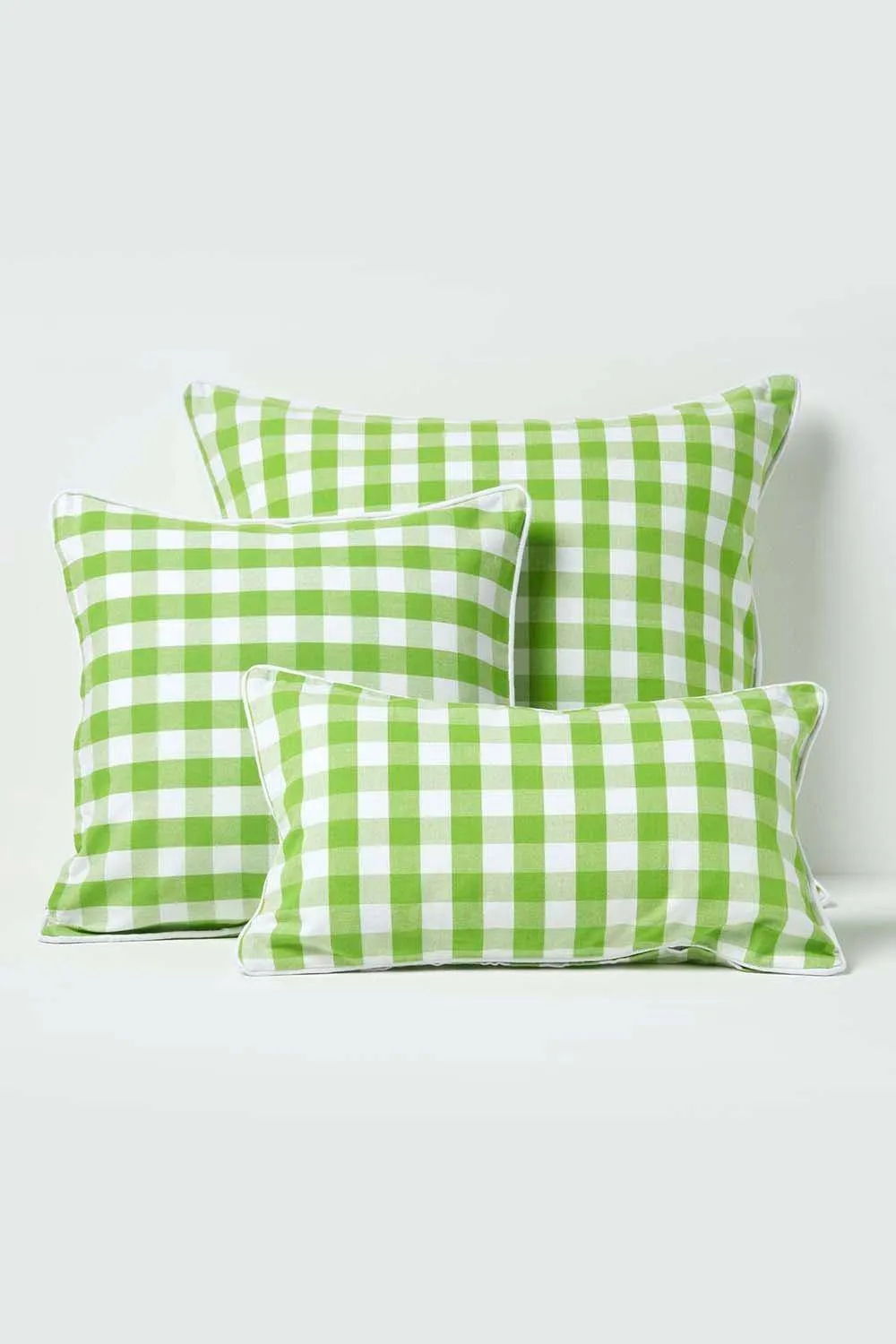 Homescapes Block Check Cotton Gingham Cushion Cover in Green 5