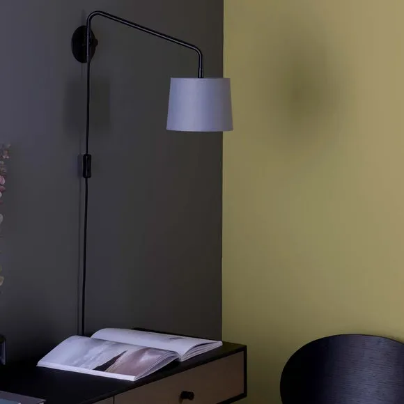 Vogue Carlson Plug In Wall Light 2