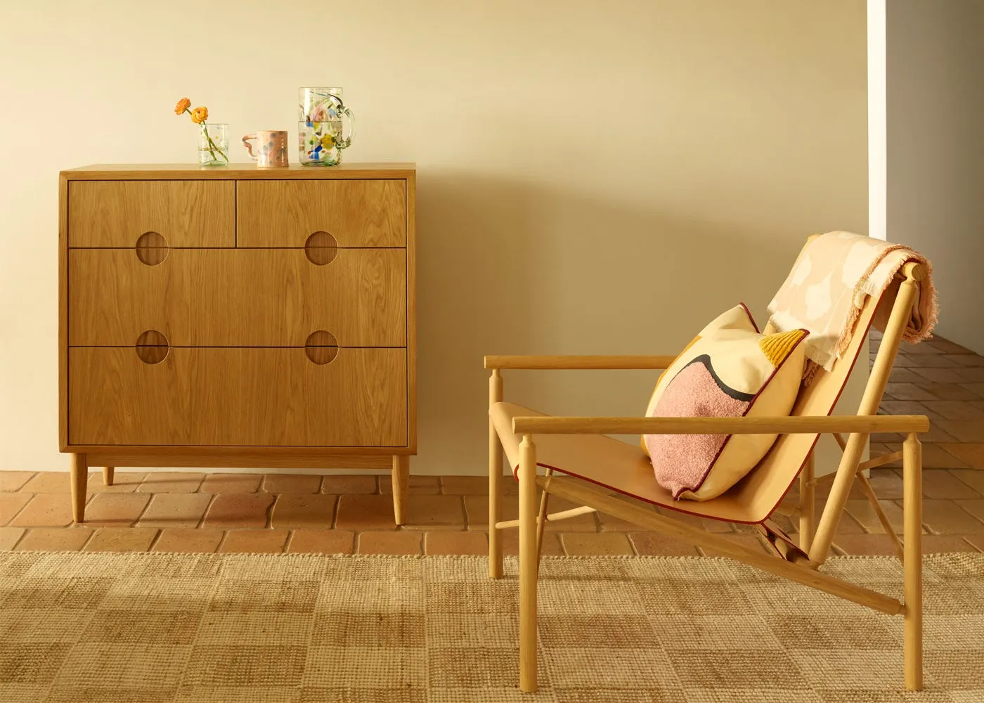 Heal's Amira 4 Drawer Chest Oak 3