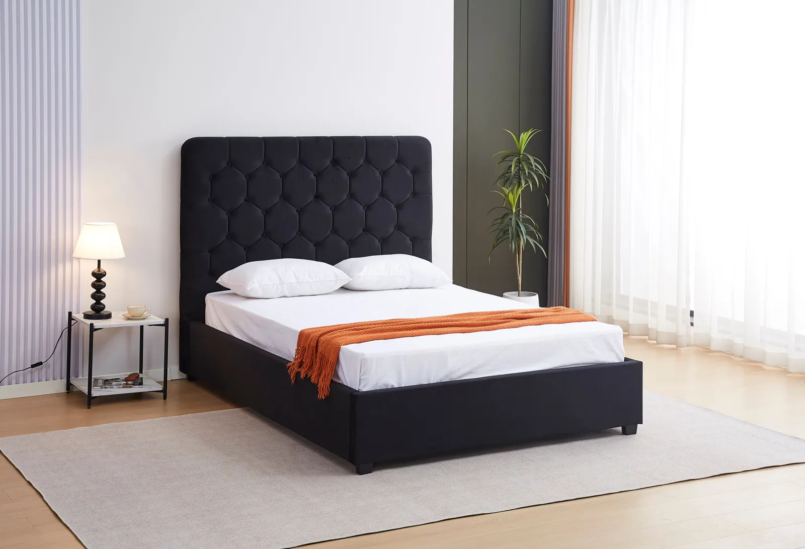 Seconique Madison 4'6" Bed (Double) in Black 1