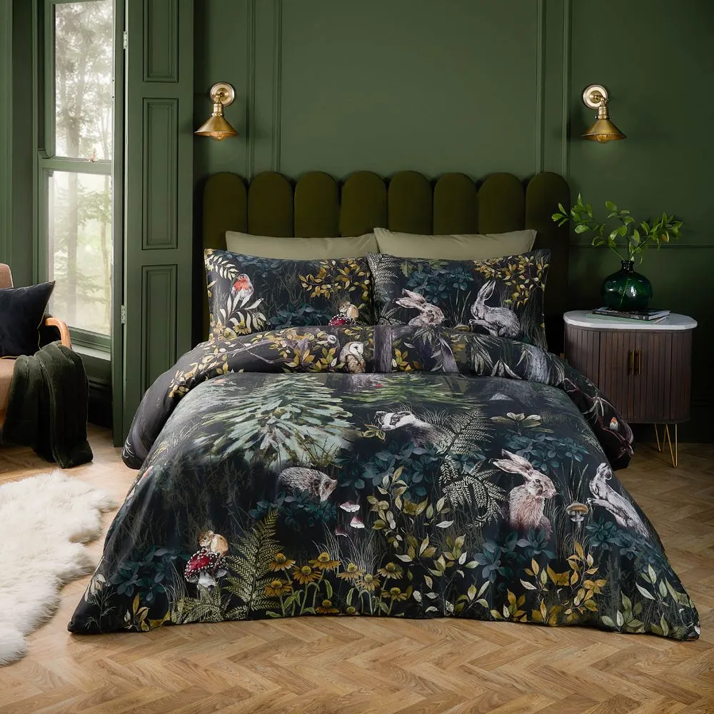 Paoletti Sherwood Forest 100% Cotton Printed Duvet Cover Set in Green