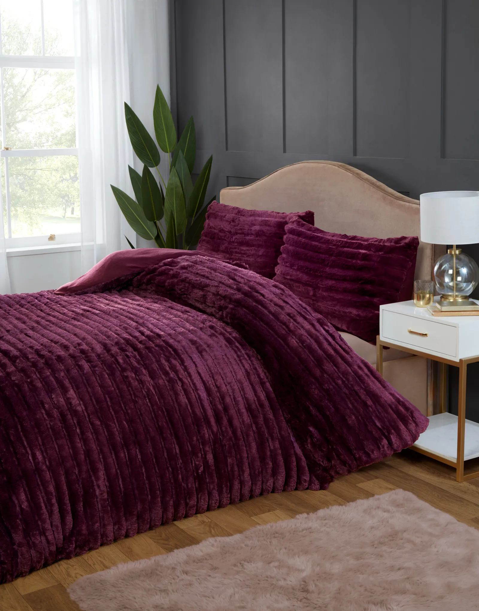 Rapport Home Chunky Ribbed Fur Polyester Soft & Cozy Duvet Cover Set With Pillowcase in Burgundy 3