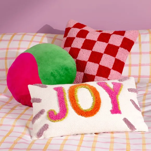 Check Cushion 5