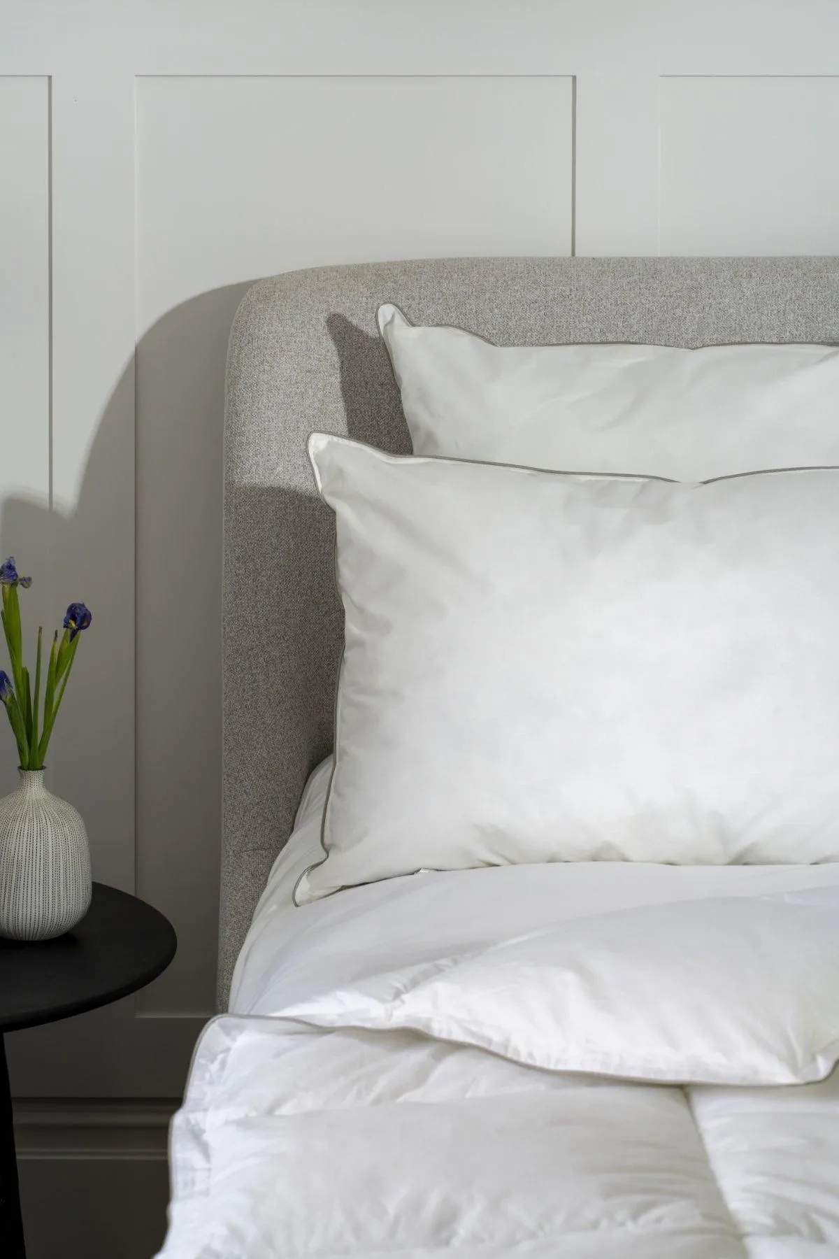 Soak&Sleep Soft As Down Microfibre Standard Pillow - Soft/Medium in White 2