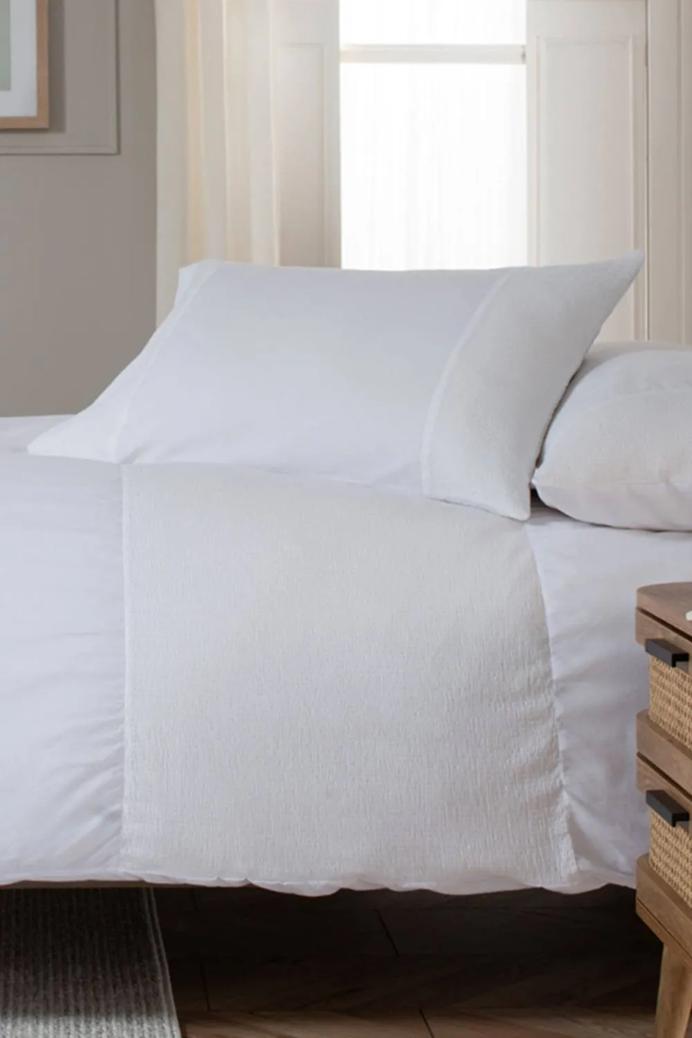 The Lyndon Company Luxury 100% Cotton Plain Duvet Cover Bedding Set Mottle in White 1