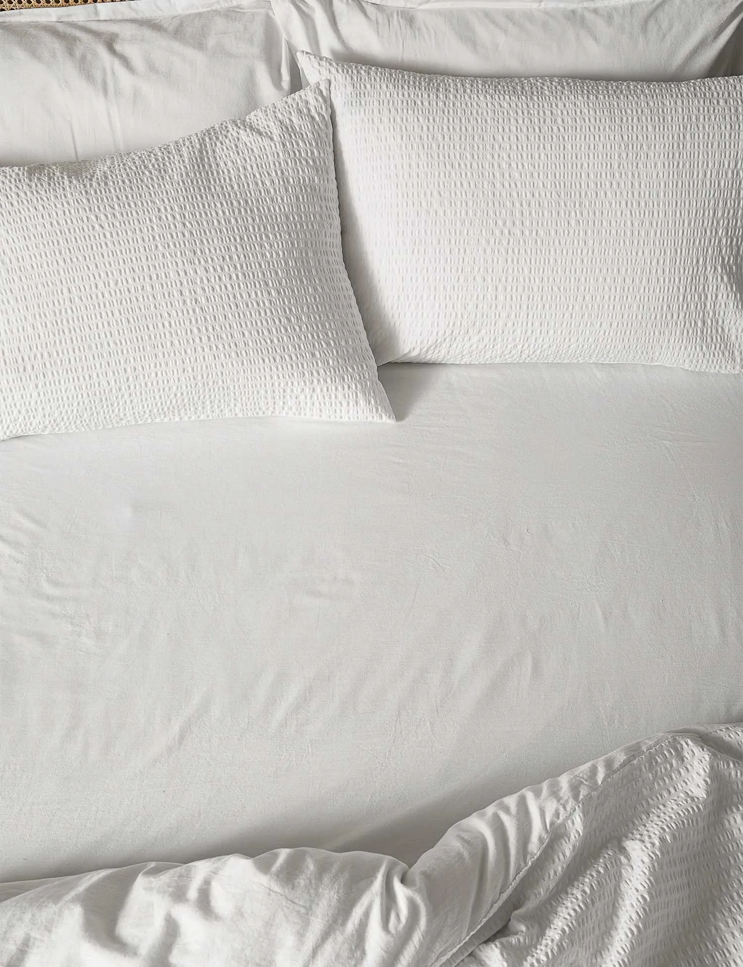 YARD Hebden Pure Cotton Washed Fitted Sheet Soft White