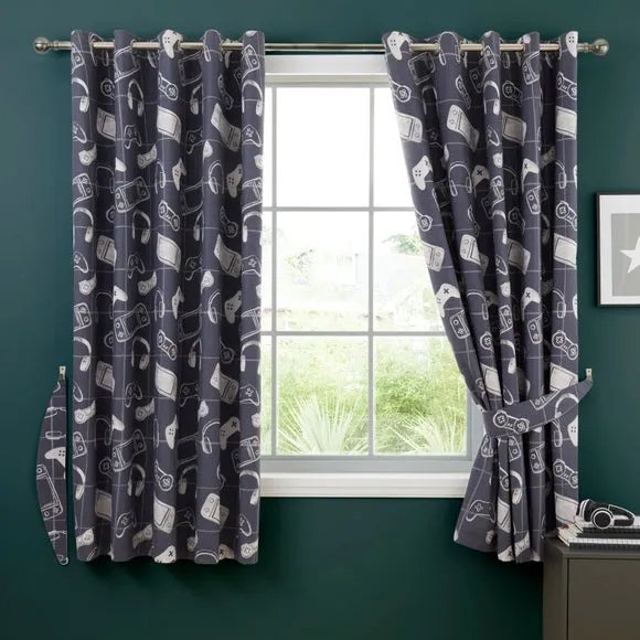 Ultimate Gamer Eyelet Curtains 2