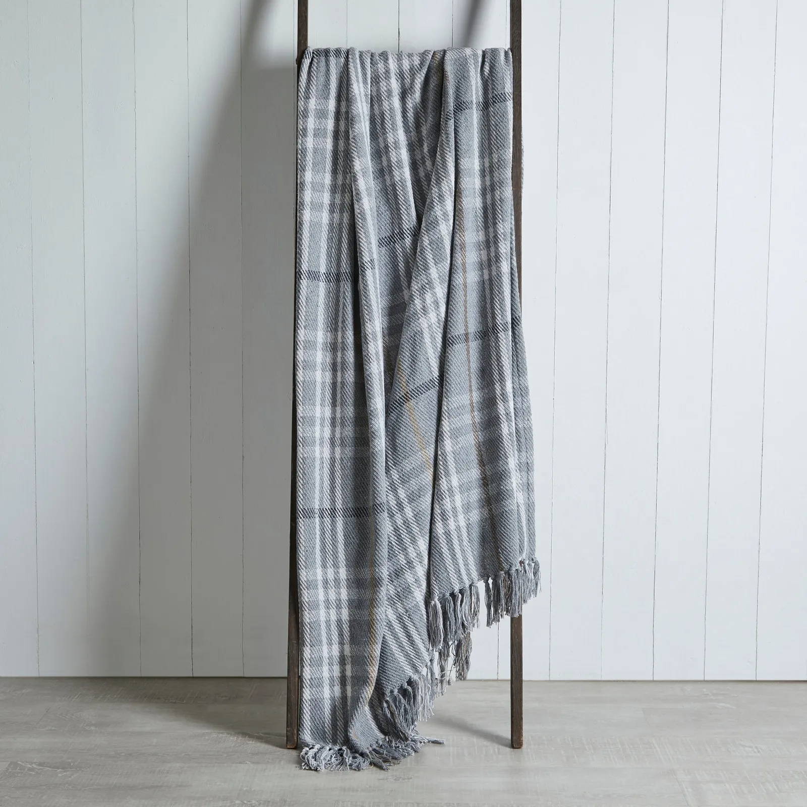 Countryman Check Throw Grey and White