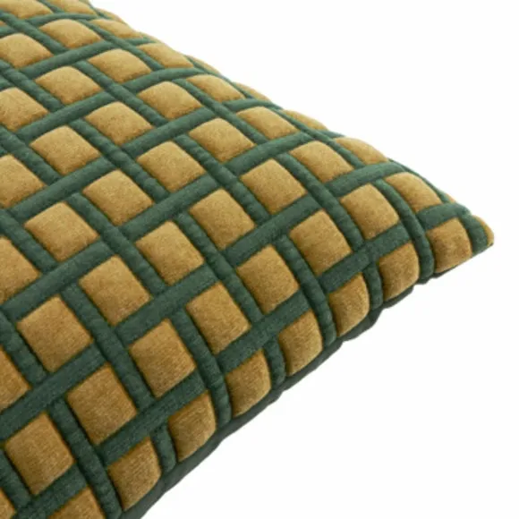 Furn Softie Grid Quilted Cushion Green 40 X 60Cm, Green 4