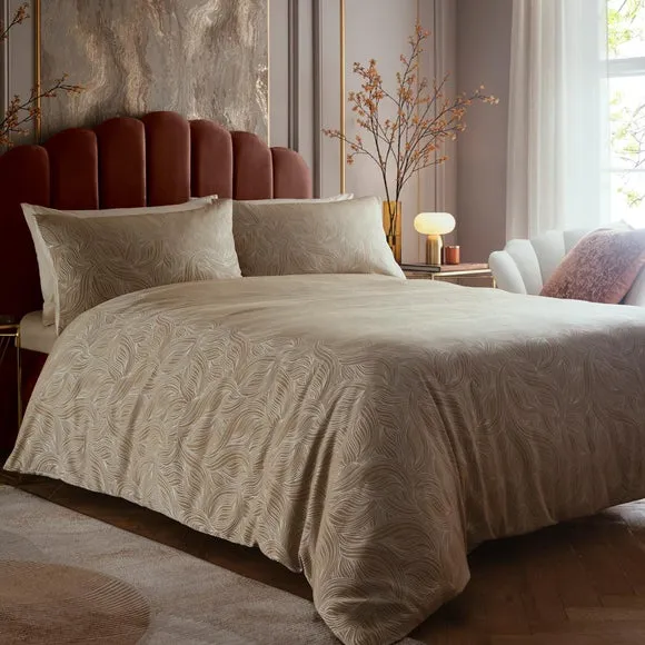 Laurence Llewelyn-Bowen Venus Grace Polycotton Duvet Cover & Pillowcase Set 1