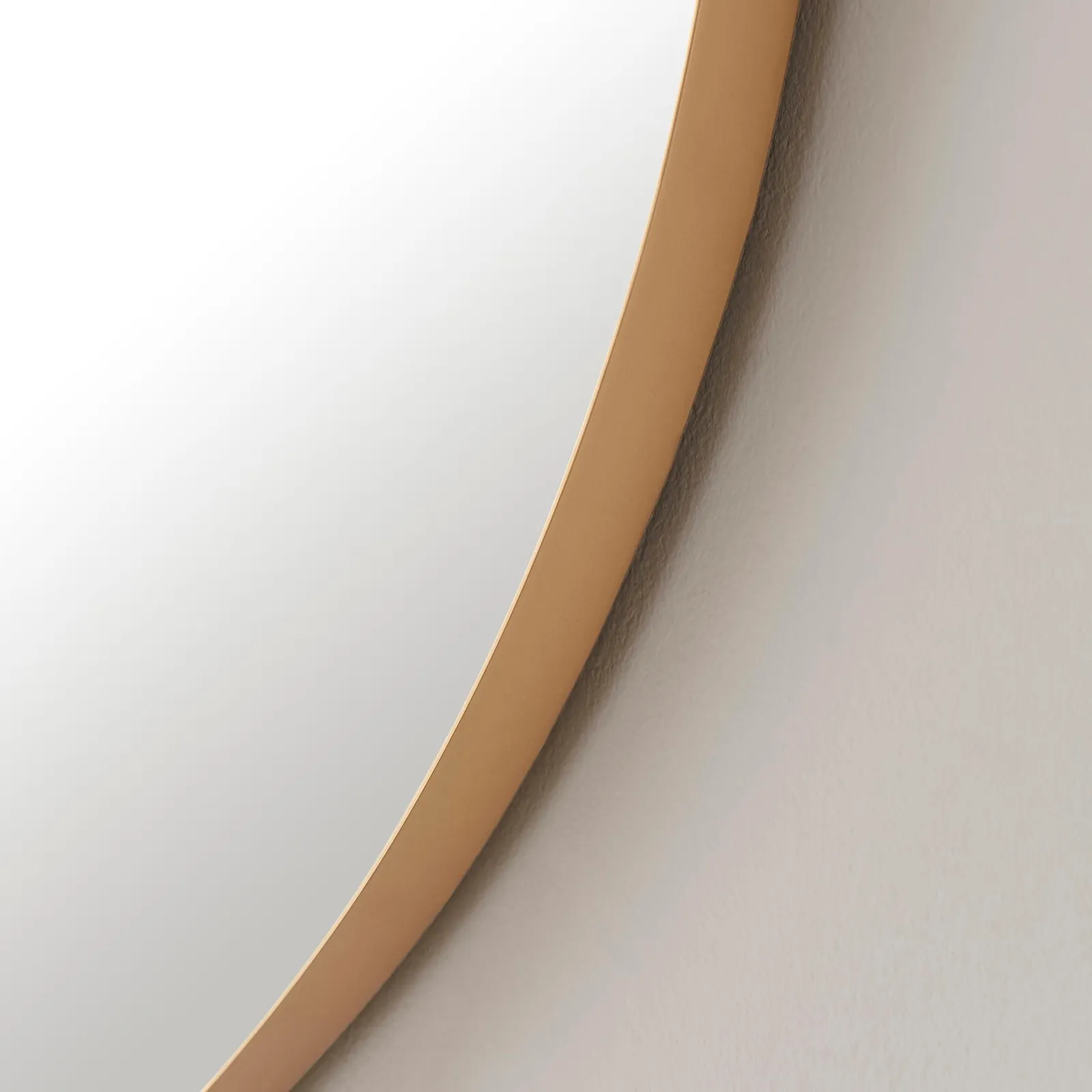 FurnitureboxUK Vita Irregular Pebble Wall Mirror with Black Or Gold Frame 4