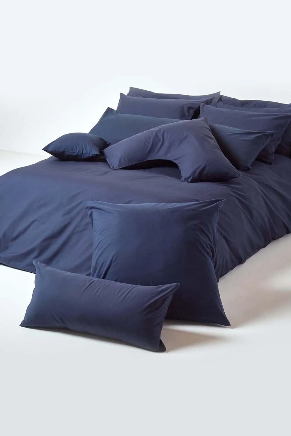 Homescapes Continental Egyptian Cotton Pillowcase 200 TC, 80 x 80 cm in Navy 4