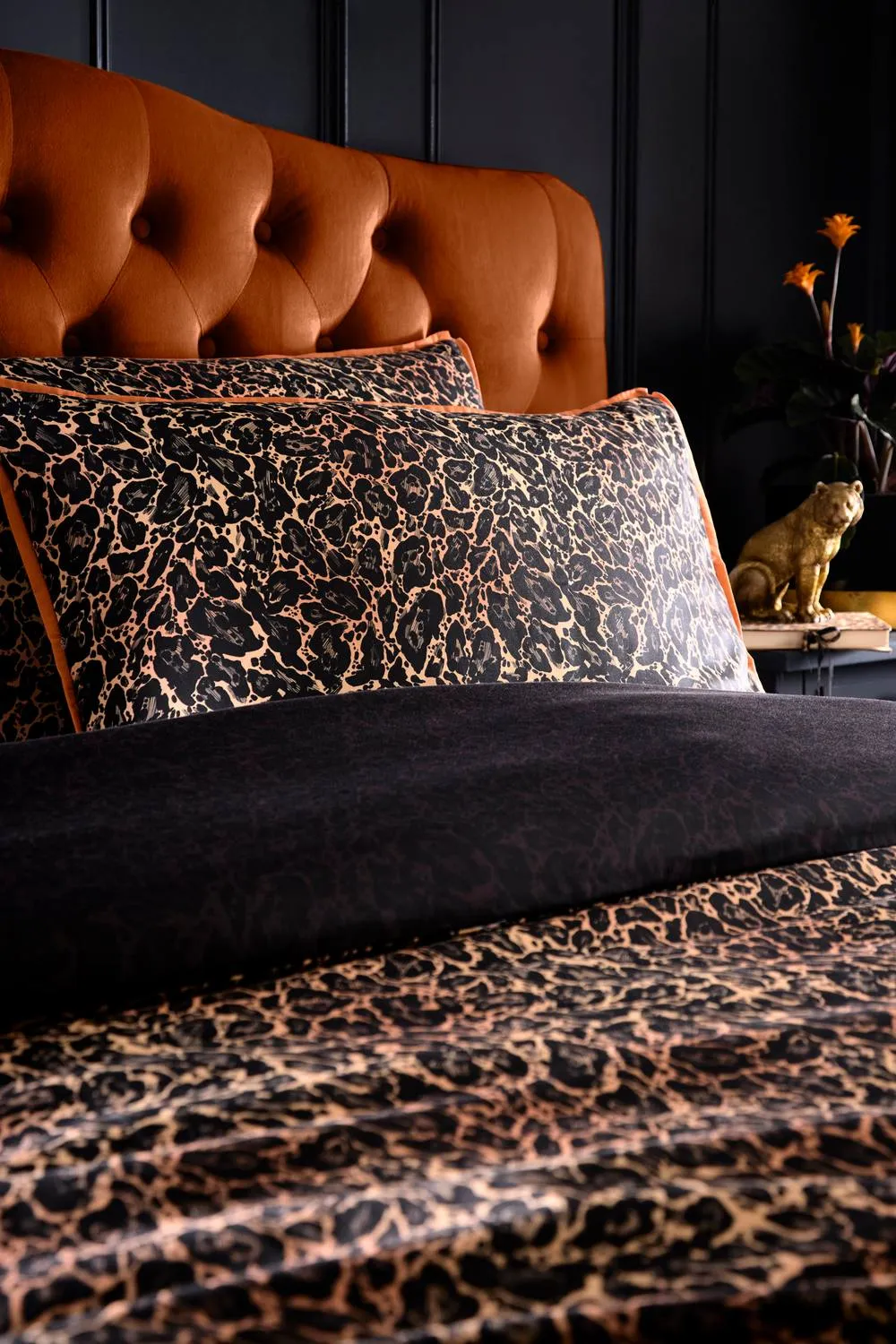 Laurence Llewelyn-Bowen 'Roxy Leopard Print' 100% Cotton Sateen Duvet Cover Set in Black 2