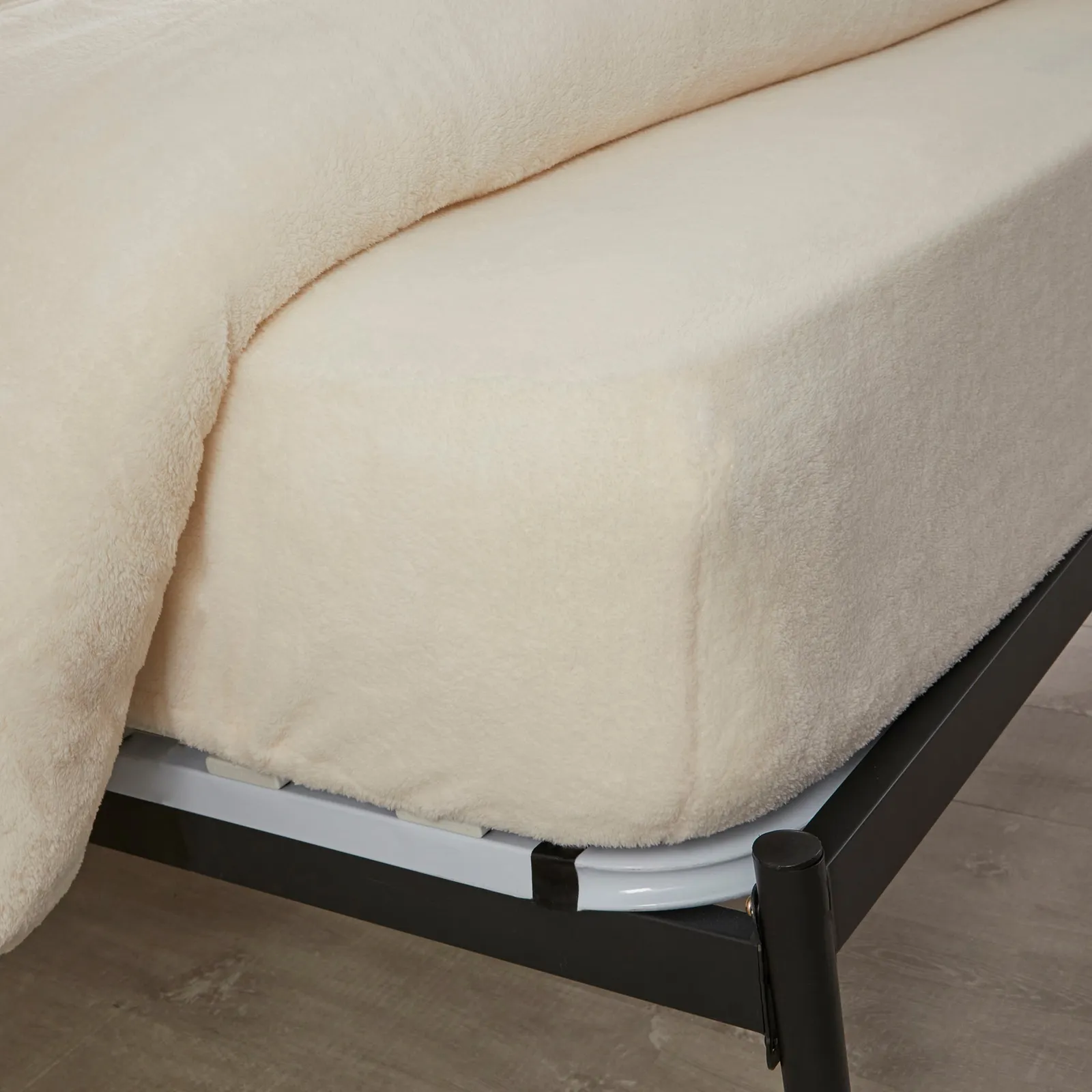 Teddy Bear Fitted Sheet Cream