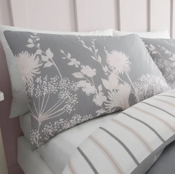 Catherine Lansfield Meadow Sweet Floral Reversible Duvet Cover and Pillowcase Set 2