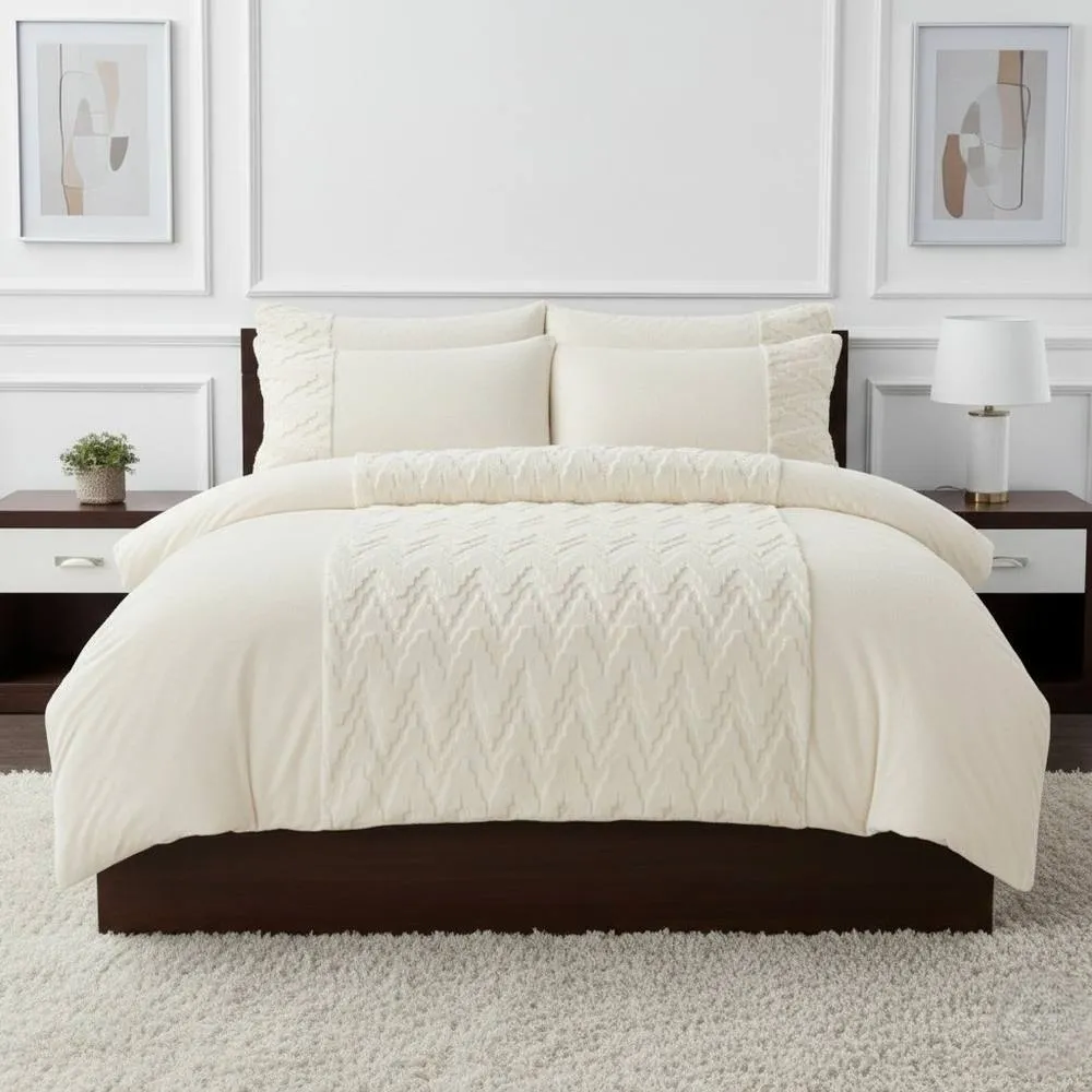 Snug City Zig Zag 3D Teddy Duvet Cover Set Ultra Soft Bedding with Pillowcases in Cream